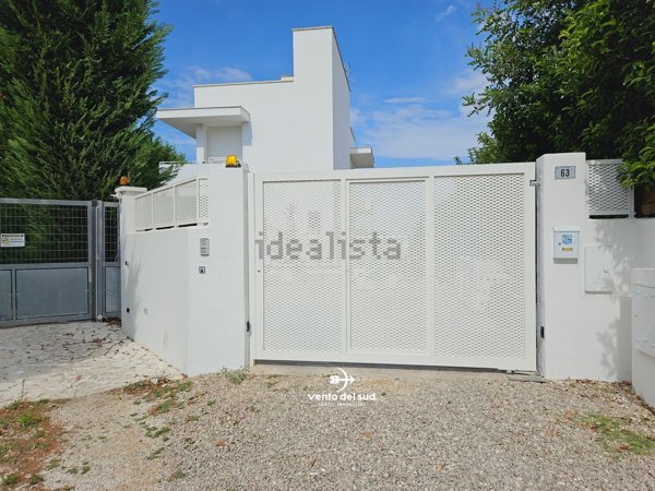 casa indipendente in vendita a Lecce in zona Centro Città