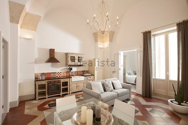 casa indipendente in vendita a Lecce in zona Centro Città