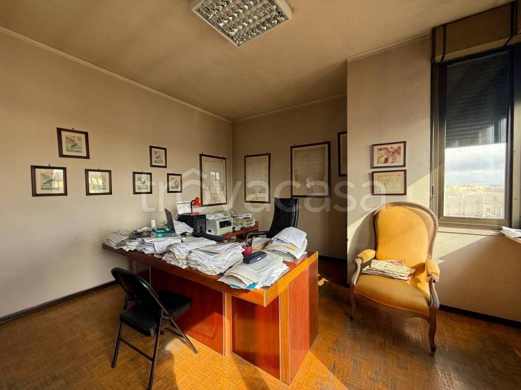 ufficio in vendita a Lecce in zona Mazzini