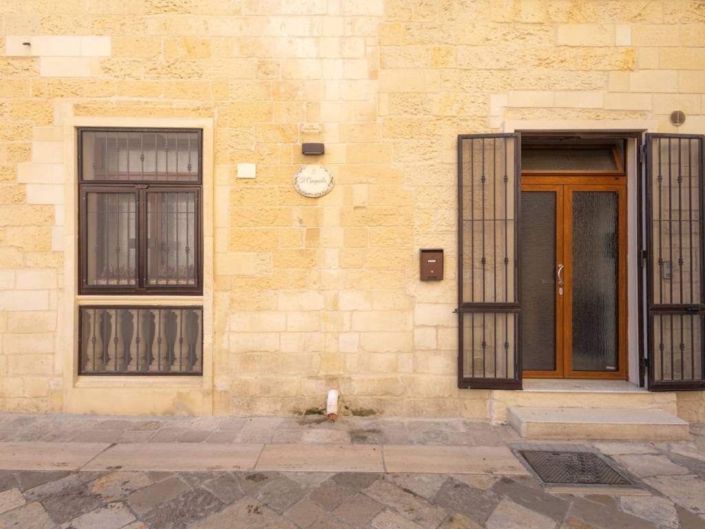 casa indipendente in vendita a Lecce in zona Centro Città