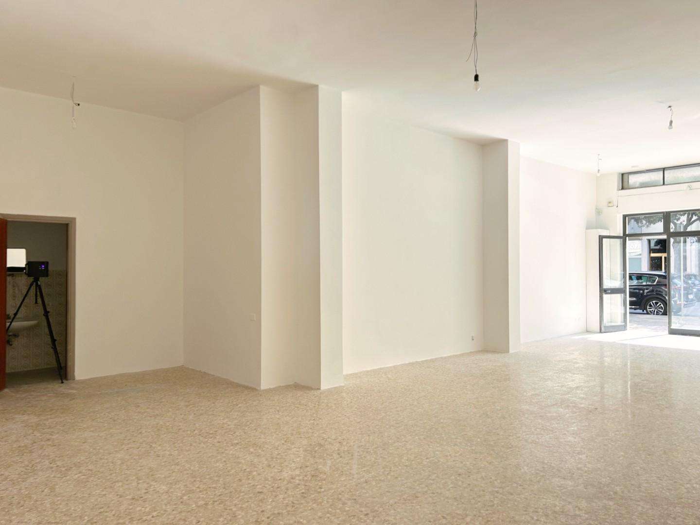 locale commerciale in vendita a Lecce in zona Centro Città