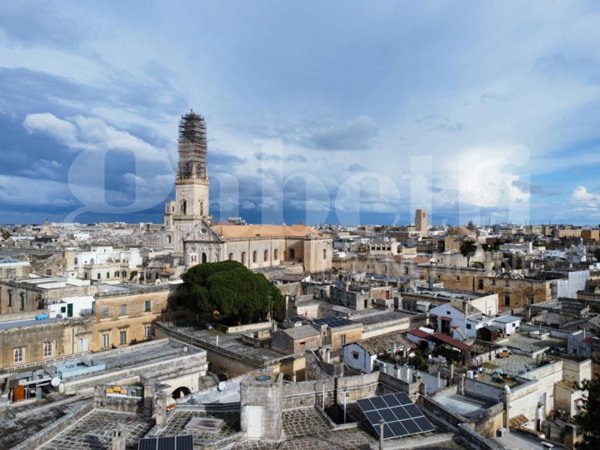 casa indipendente in vendita a Lecce in zona Centro Città