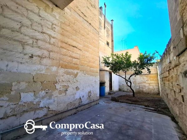 casa indipendente in vendita a Lecce in zona Ariosto