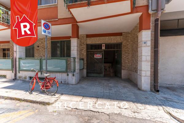 negozio in vendita a Lecce in zona Leuca