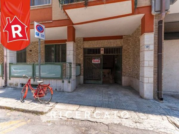 negozio in vendita a Lecce in zona Leuca