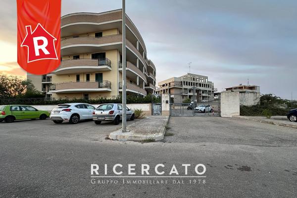 negozio in vendita a Lecce in zona Stadio