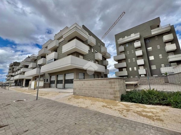 negozio in vendita a Lecce in zona Partigiani