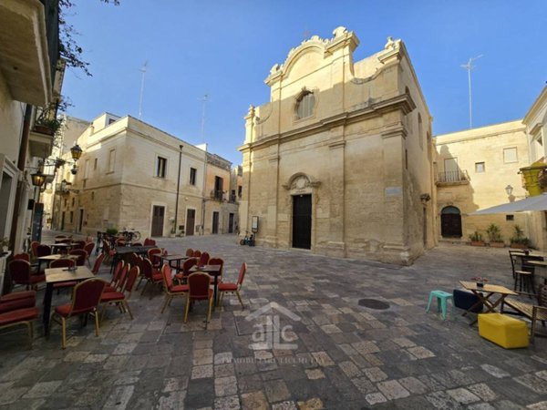 casa indipendente in vendita a Lecce in zona Centro Città