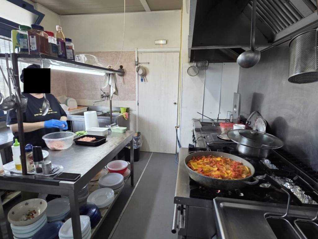 negozio in vendita a Lecce in zona San Cataldo