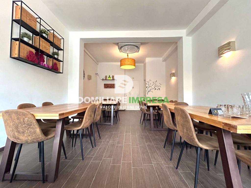 negozio in vendita a Lecce in zona Centro Città