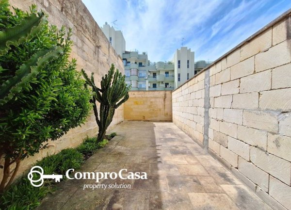 appartamento in vendita a Lecce in zona Leuca