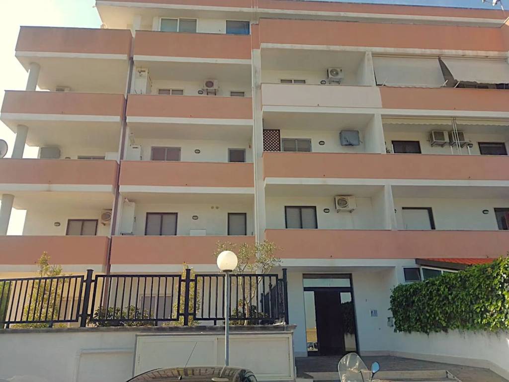 appartamento in vendita a Lecce in zona Partigiani