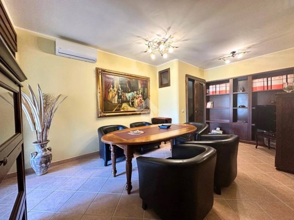 ufficio in vendita a Lecce