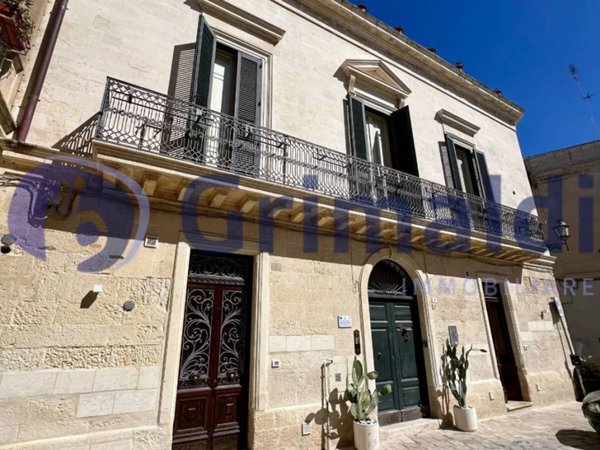 casa indipendente in vendita a Lecce in zona Centro Città