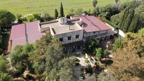 villa in vendita a Lecce