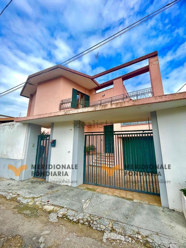 casa indipendente in vendita a Lecce