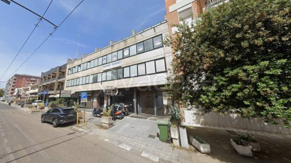 ufficio in vendita a Lecce in zona Partigiani