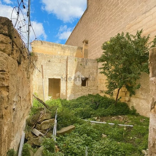 appartamento in vendita a Lecce in zona Borgo Pace