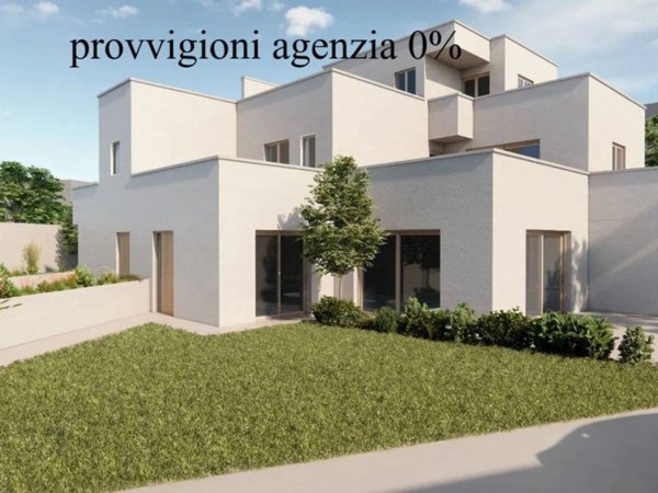 casa indipendente in vendita a Lecce in zona Leuca
