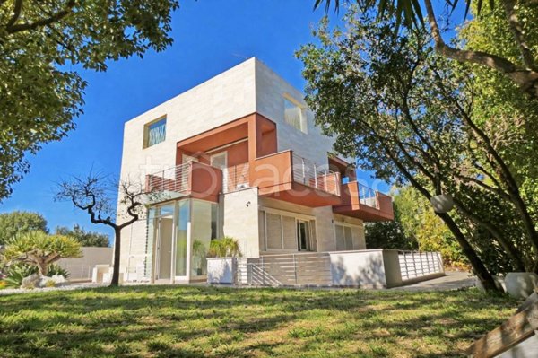 casa indipendente in vendita a Lecce in zona Stadio