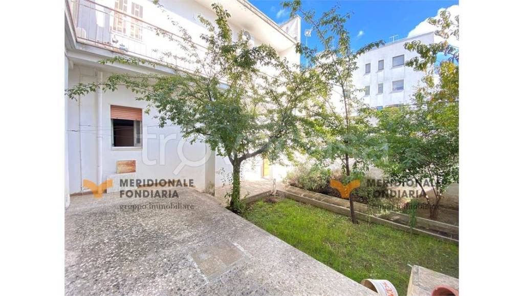 appartamento in vendita a Lecce in zona Rudiae