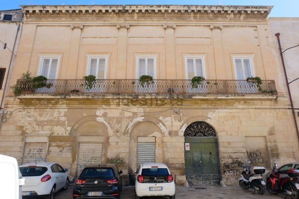 appartamento in vendita a Lecce in zona Centro Città
