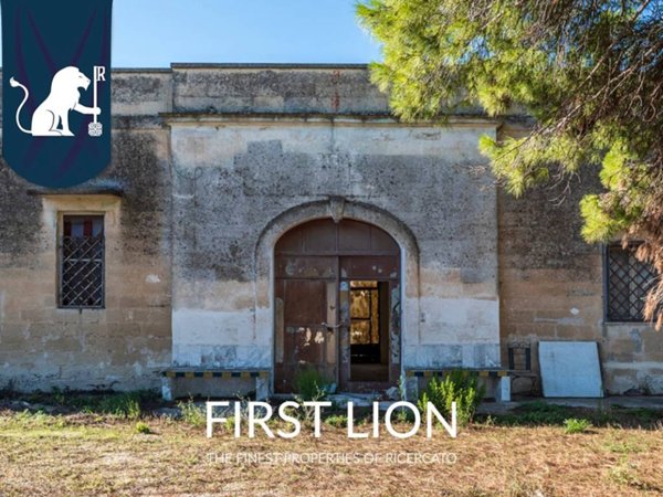 casa indipendente in vendita a Lecce in zona Centro Città