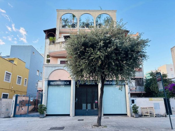 negozio in vendita a Lecce