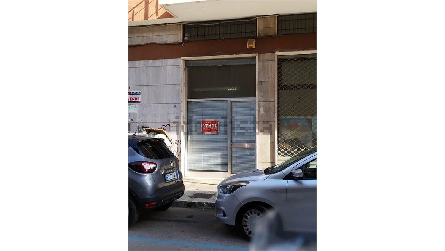 locale commerciale in vendita a Lecce