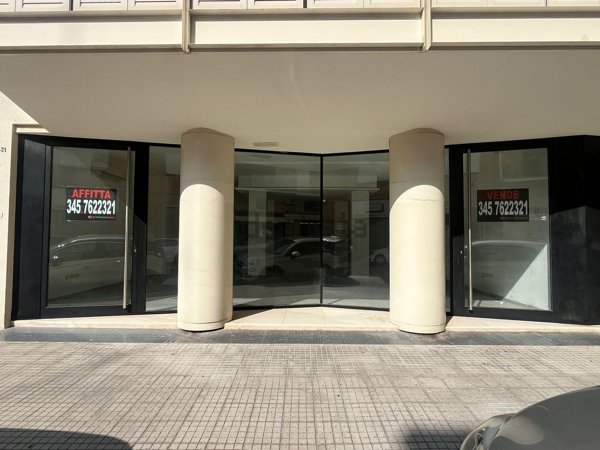 locale commerciale in vendita a Lecce in zona Mazzini