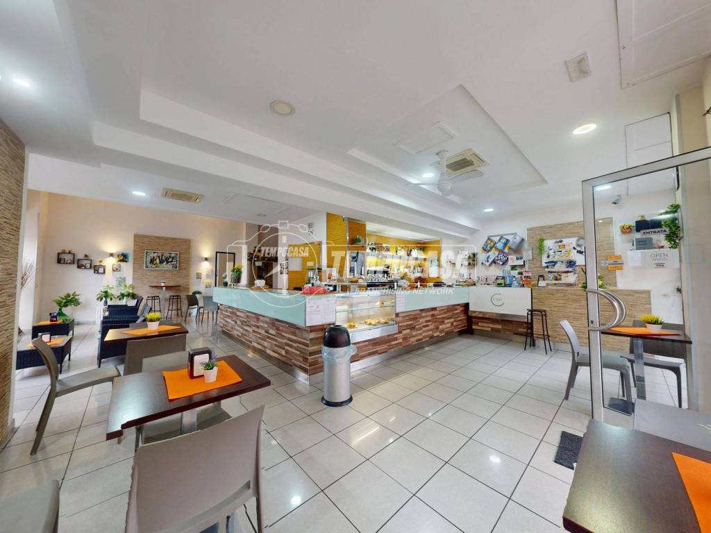 negozio in vendita a Lecce in zona Stadio