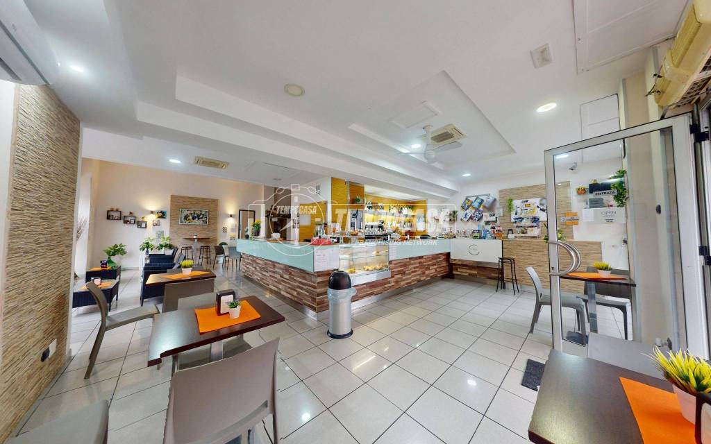 negozio in vendita a Lecce in zona Centro Città