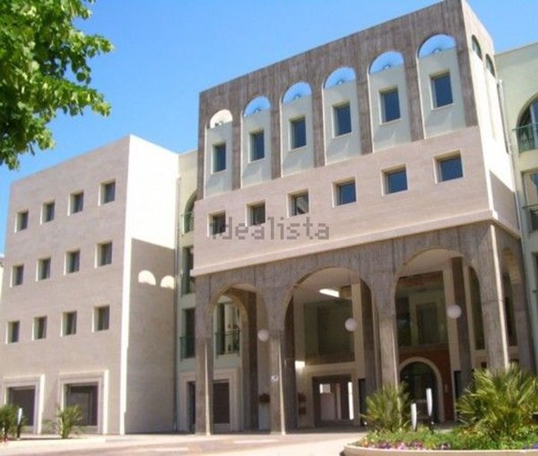 ufficio in vendita a Lecce in zona Centro Città