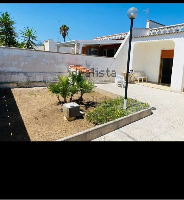 casa indipendente in vendita a Lecce