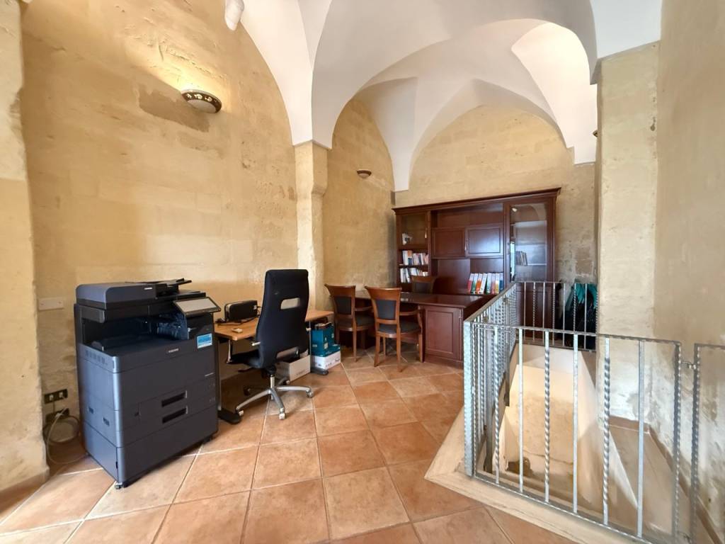 ufficio in vendita a Lecce