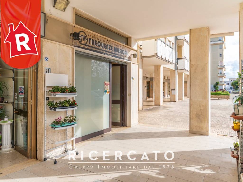negozio in vendita a Lecce in zona Salesiani
