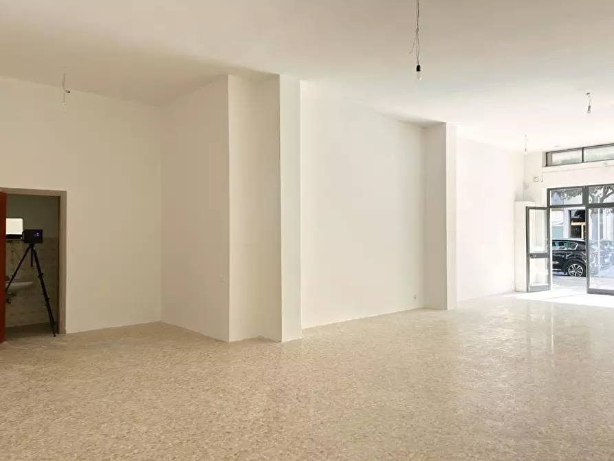 locale commerciale in vendita a Lecce in zona Centro Città