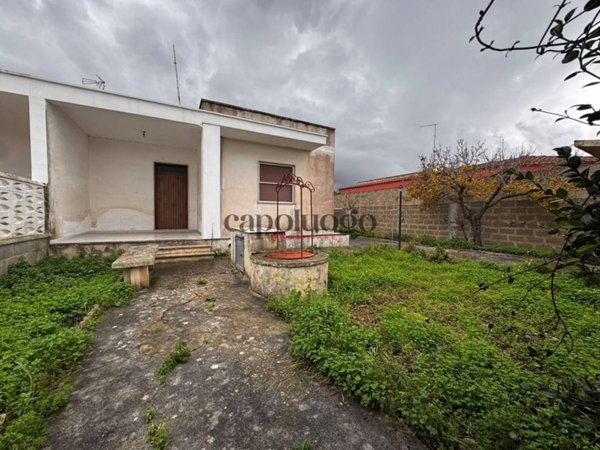 casa indipendente in vendita a Lecce in zona Torre Rinalda