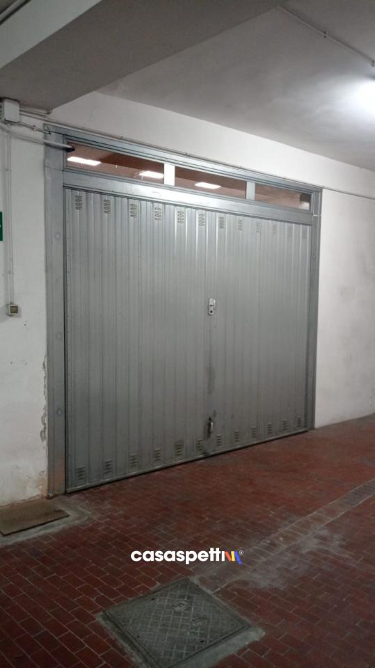 negozio in vendita a Lecce in zona Leuca