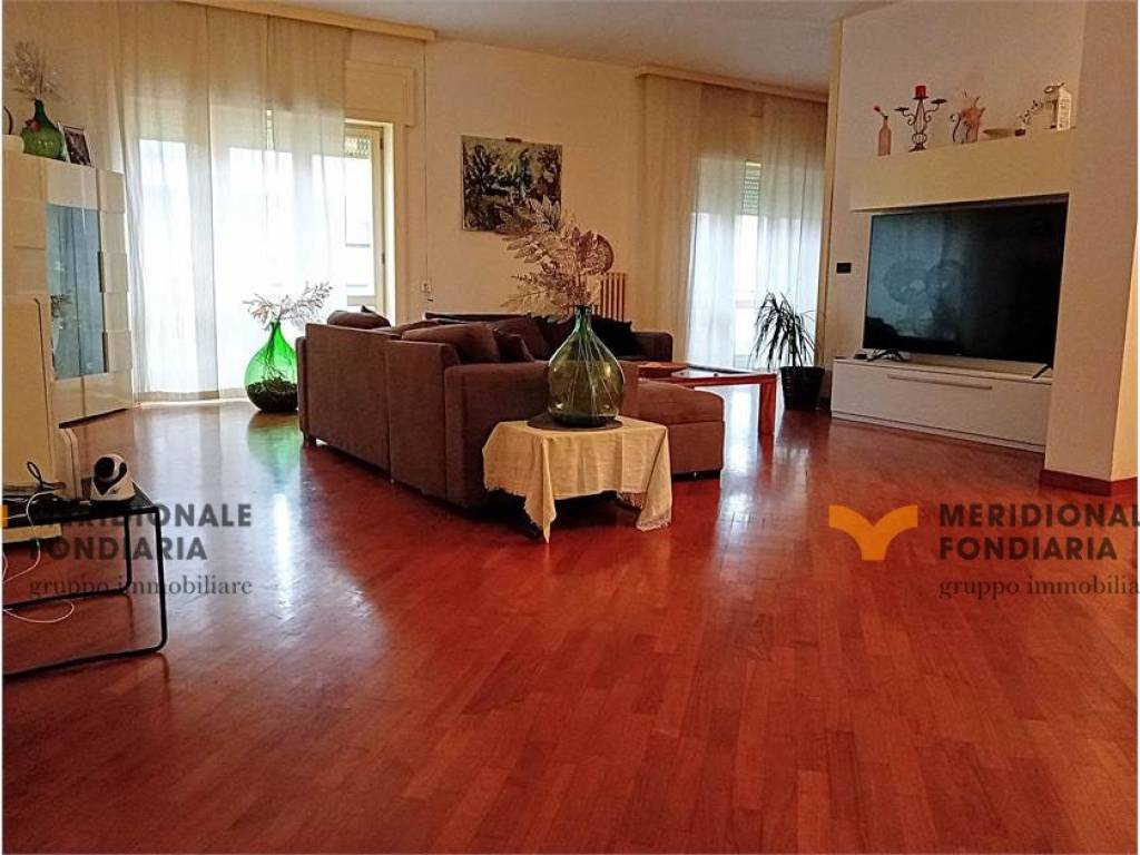 appartamento in vendita a Lecce in zona Partigiani