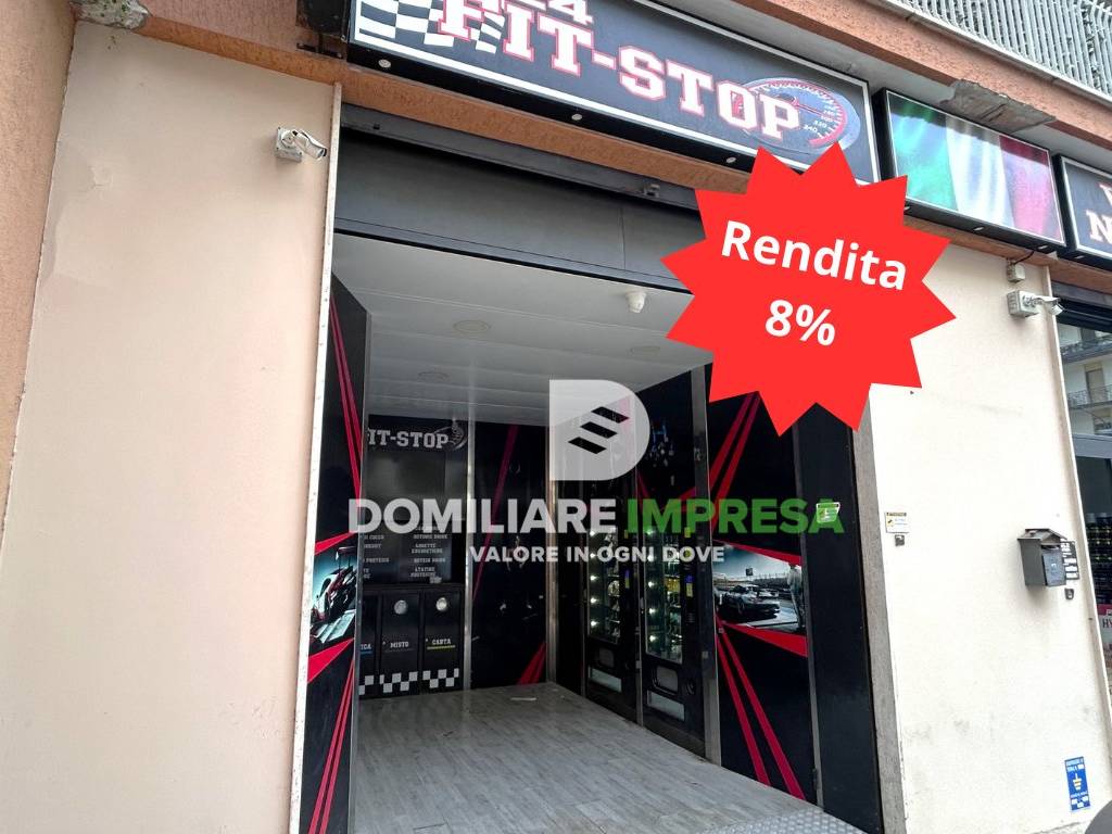 negozio in vendita a Lecce in zona Ariosto