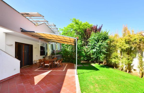 casa indipendente in vendita a Lecce in zona Centro Città