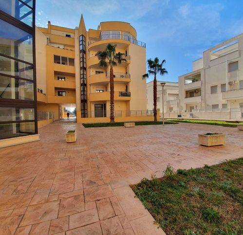 negozio in vendita a Lecce