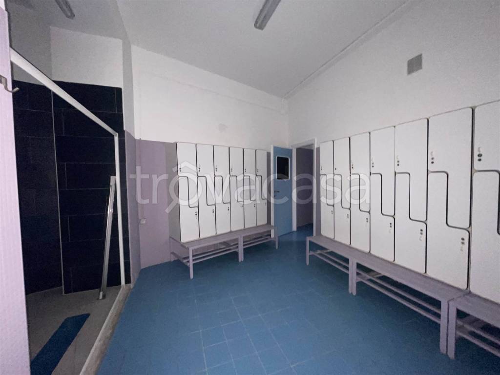 locale commerciale in vendita a Lecce in zona Ariosto