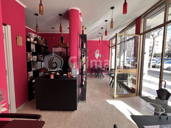 locale commerciale in vendita a Lecce in zona Mazzini