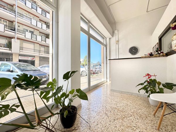 negozio in vendita a Lecce in zona Partigiani