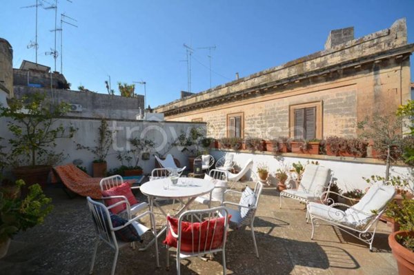 casa indipendente in vendita a Lecce in zona Centro Città