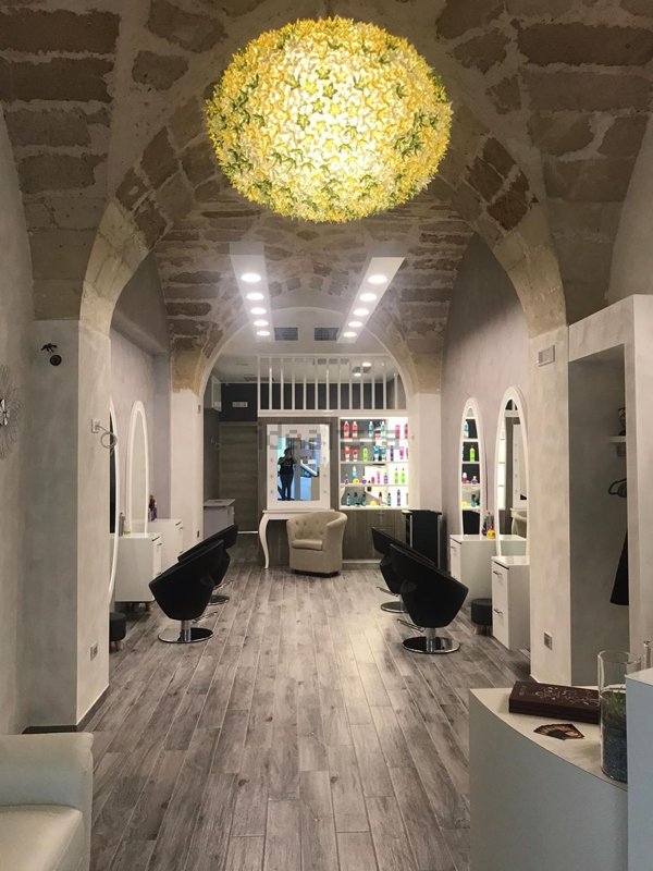 locale commerciale in vendita a Lecce
