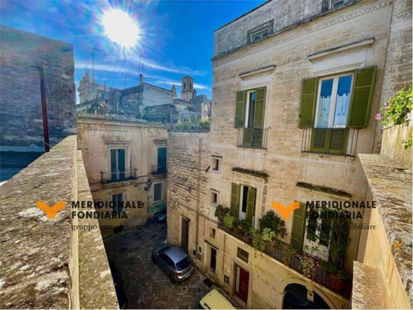 casa indipendente in vendita a Lecce in zona Centro Città