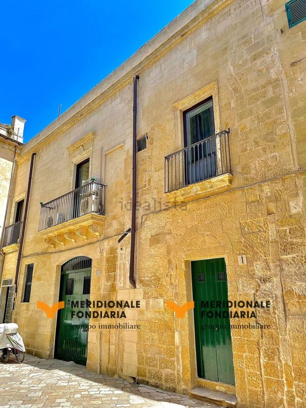 casa indipendente in vendita a Lecce in zona Centro Città